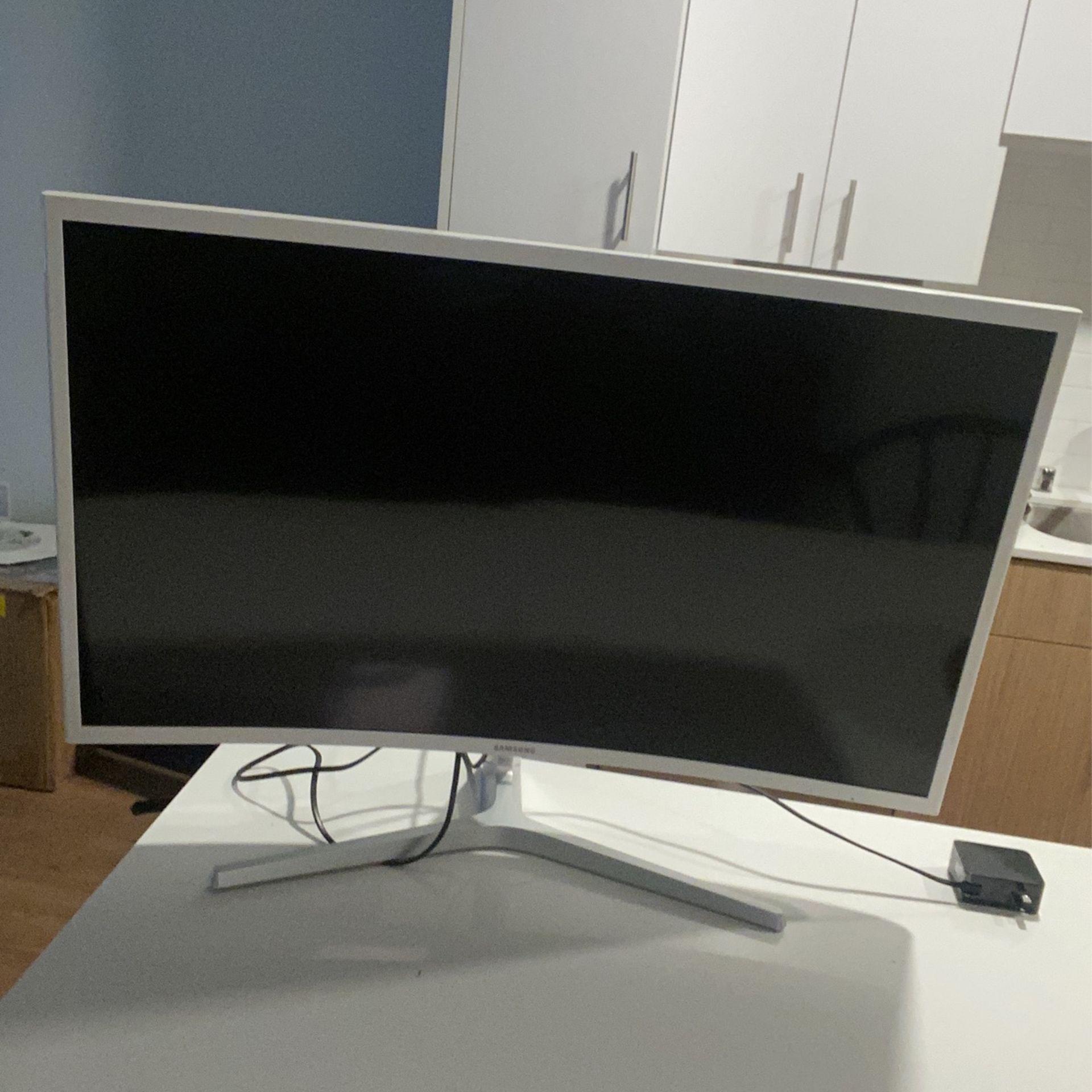 Samsung 32 Inch Curved Monitor