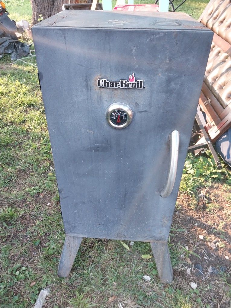 Used Electric.smoker By Char Broil