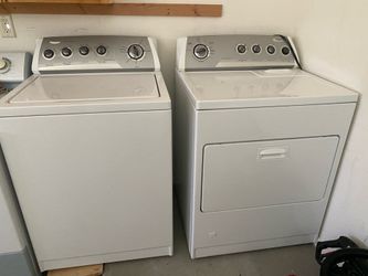 Whirlpool Washer & Dryer Set