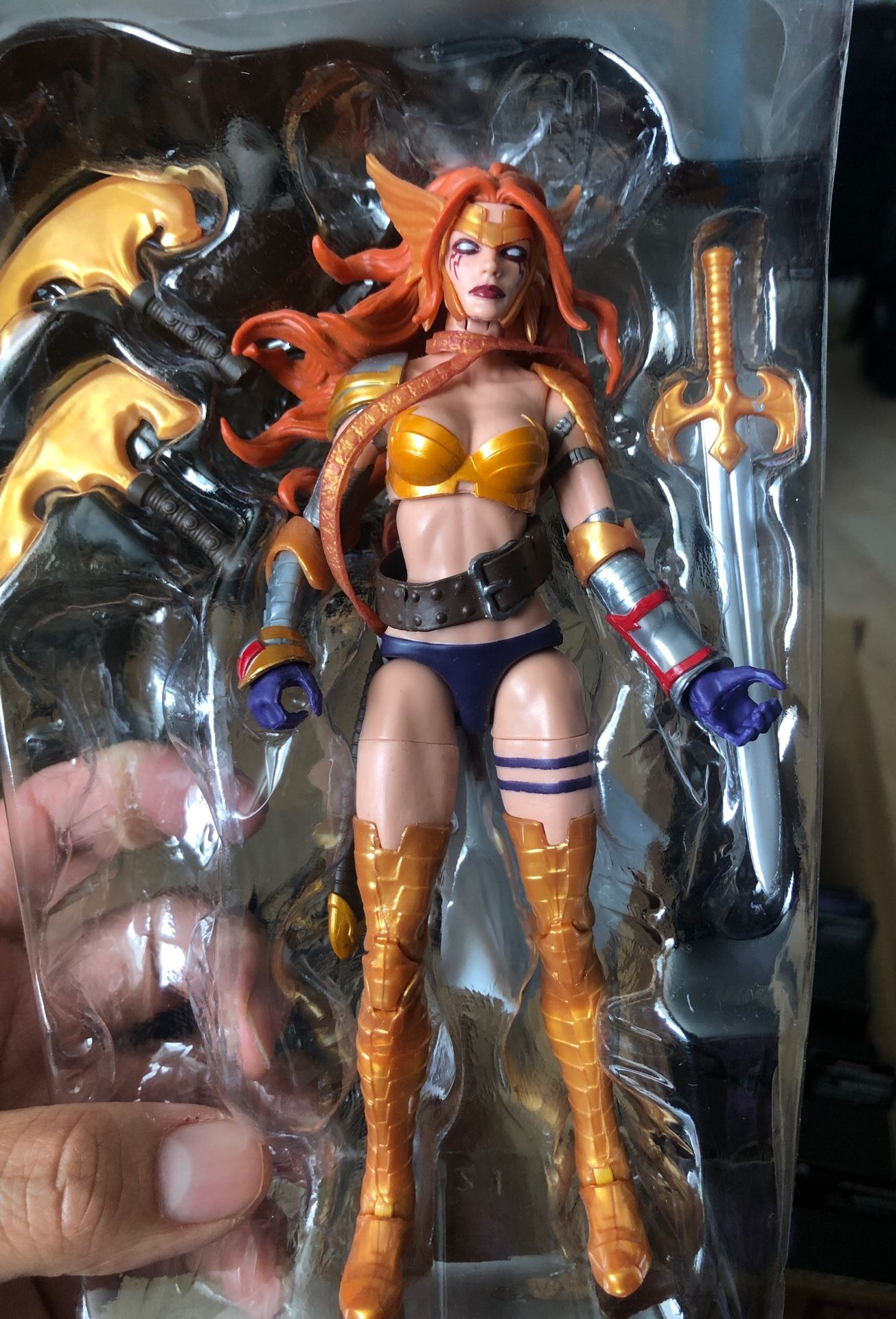 MARVEL LEGENDS ANGELA