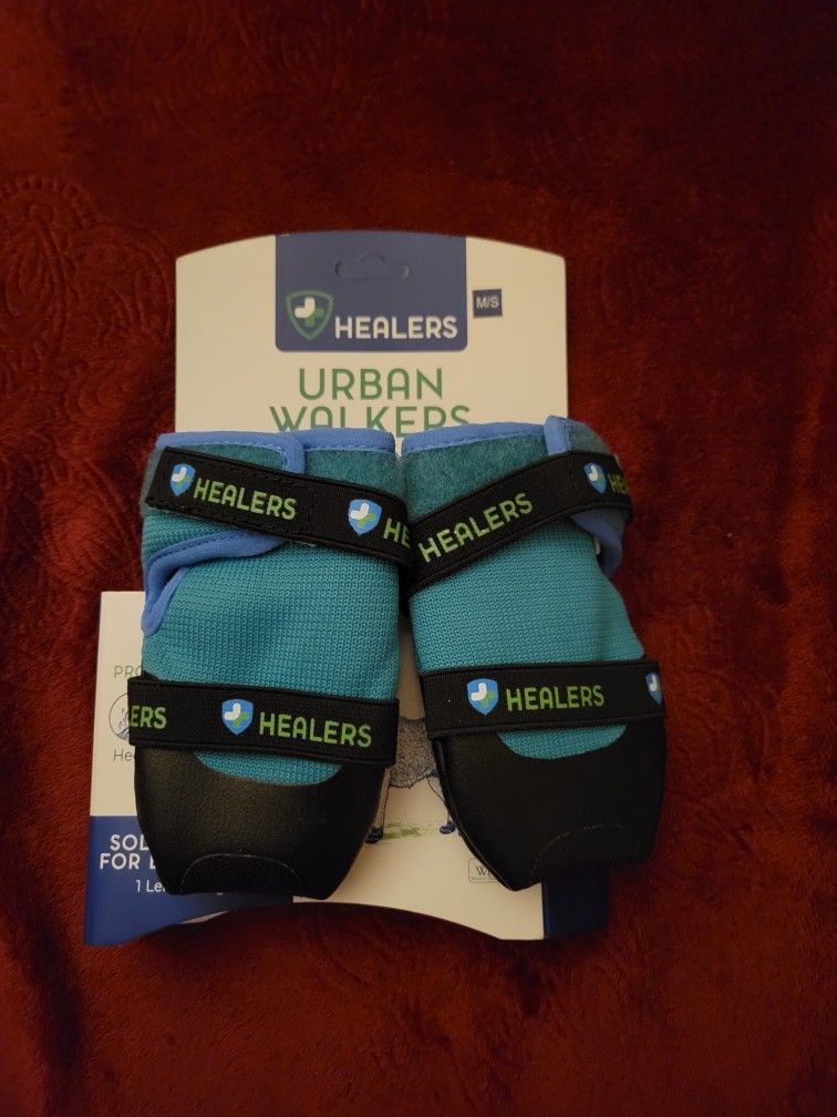 NWT HEALERS URBAN WALKERS FOR DOGS SIZE M/ S