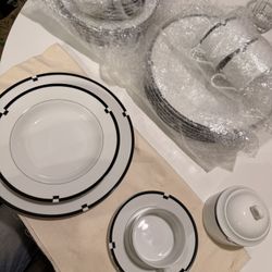 Mikasa Fine China Set New 