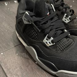 Air Jordan 4 Youth Size 4Y – Clean – Excellent Condition