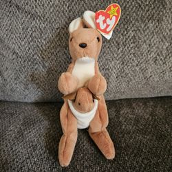 Kangaroo And Joey Beanie Baby 