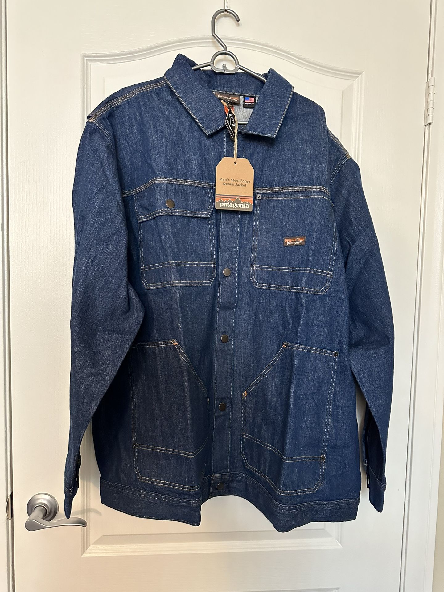 Patagonia Men’s Denim Jacket 