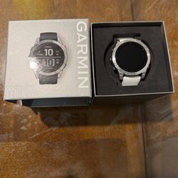 Garmin Fenix 7 Multisport GPS Watch - Silver
