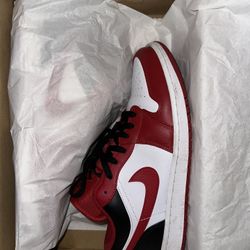 Jordan 1 low white gym red 10.5 