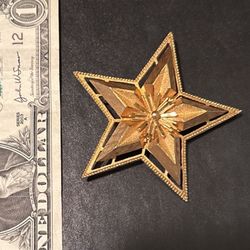 Vintage CFW Brand Gold-tone  Pin Brooch 3D Star Design