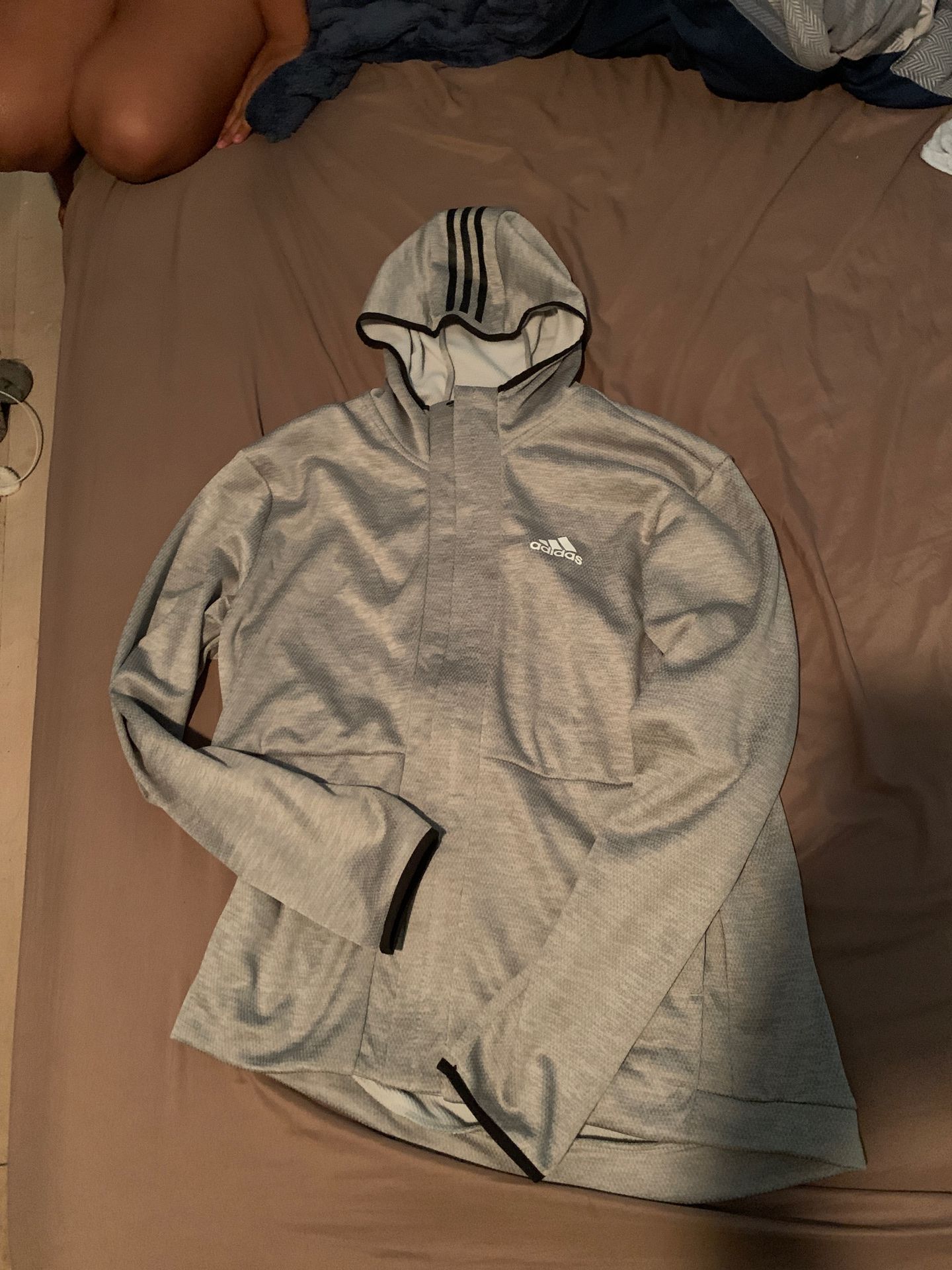 Adidas Gray Hoodie Size (XLarge)