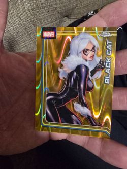 Topps marvel Black cat reflector