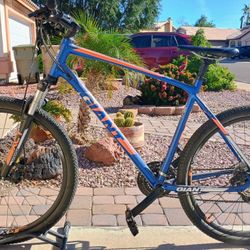 27.5 Inch Giant ATX Mountain Bike 