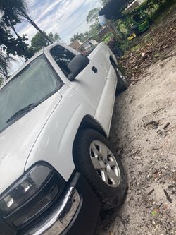2005 GMC Sierra