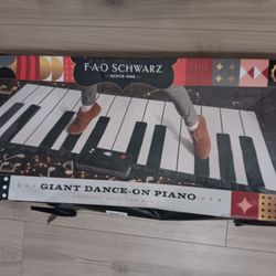 FAO Schwarz Giant Dance On Piano