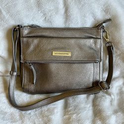 Liz Claiborne Champagne Gold Idol Collection Crossbody Purse