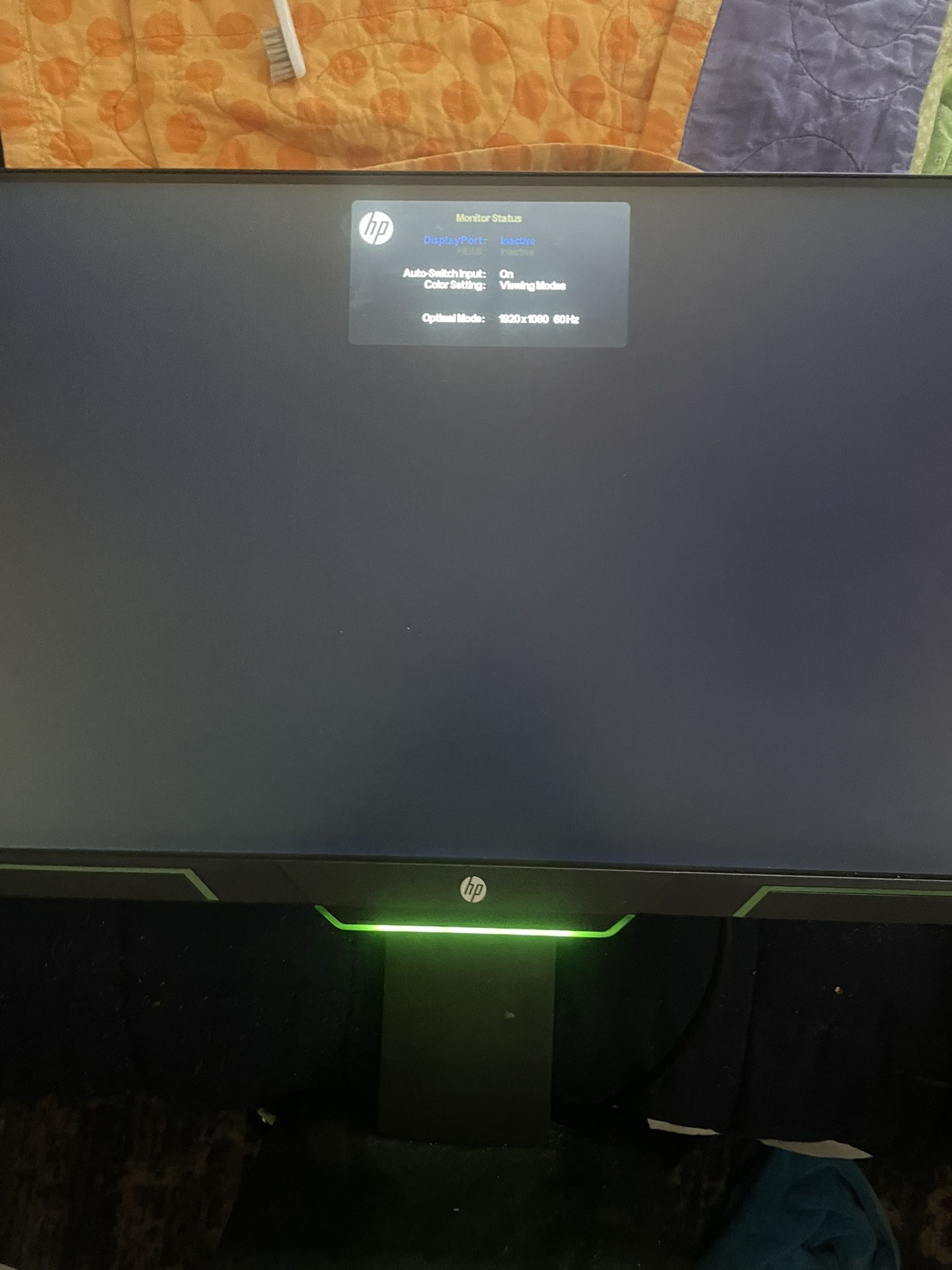 25 Inch Hp Gaming Monitor & Rzer Gaming Pad 