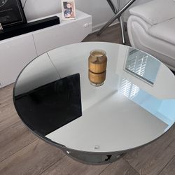 Silver/Mirror Coffee Table