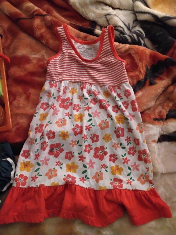 All Different Sizes Of Shirts N Dresses