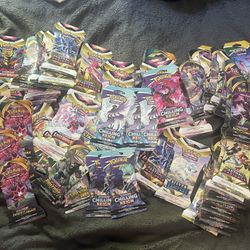 LOT SEALED POKÉMON COLLECTION