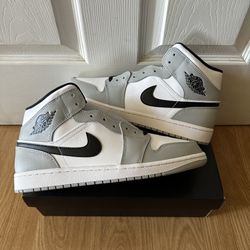 Jordan 1 Mid Light Smoke Grey (Multiple Sizes) Brand New