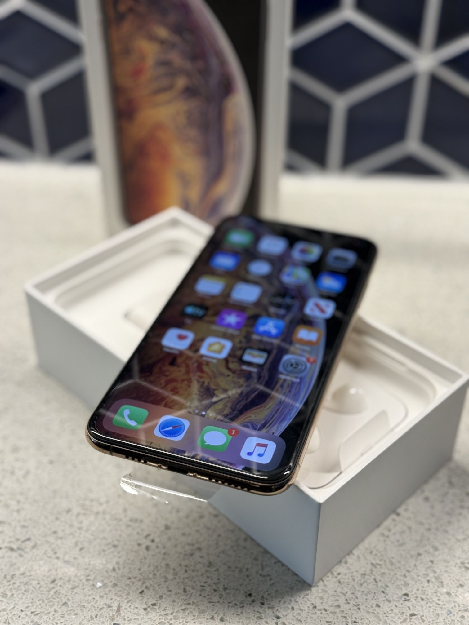 New iPhone XS Max AT&T/Cricket. $80 Down Payment