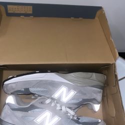 new balance 990 size 9