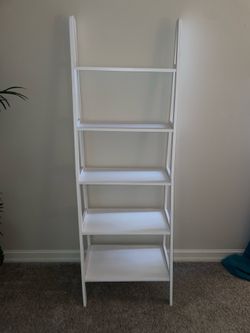 Bookshelve