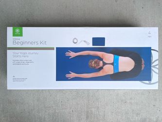 NIB Gaiam Yoga Beginners Kit - Blue