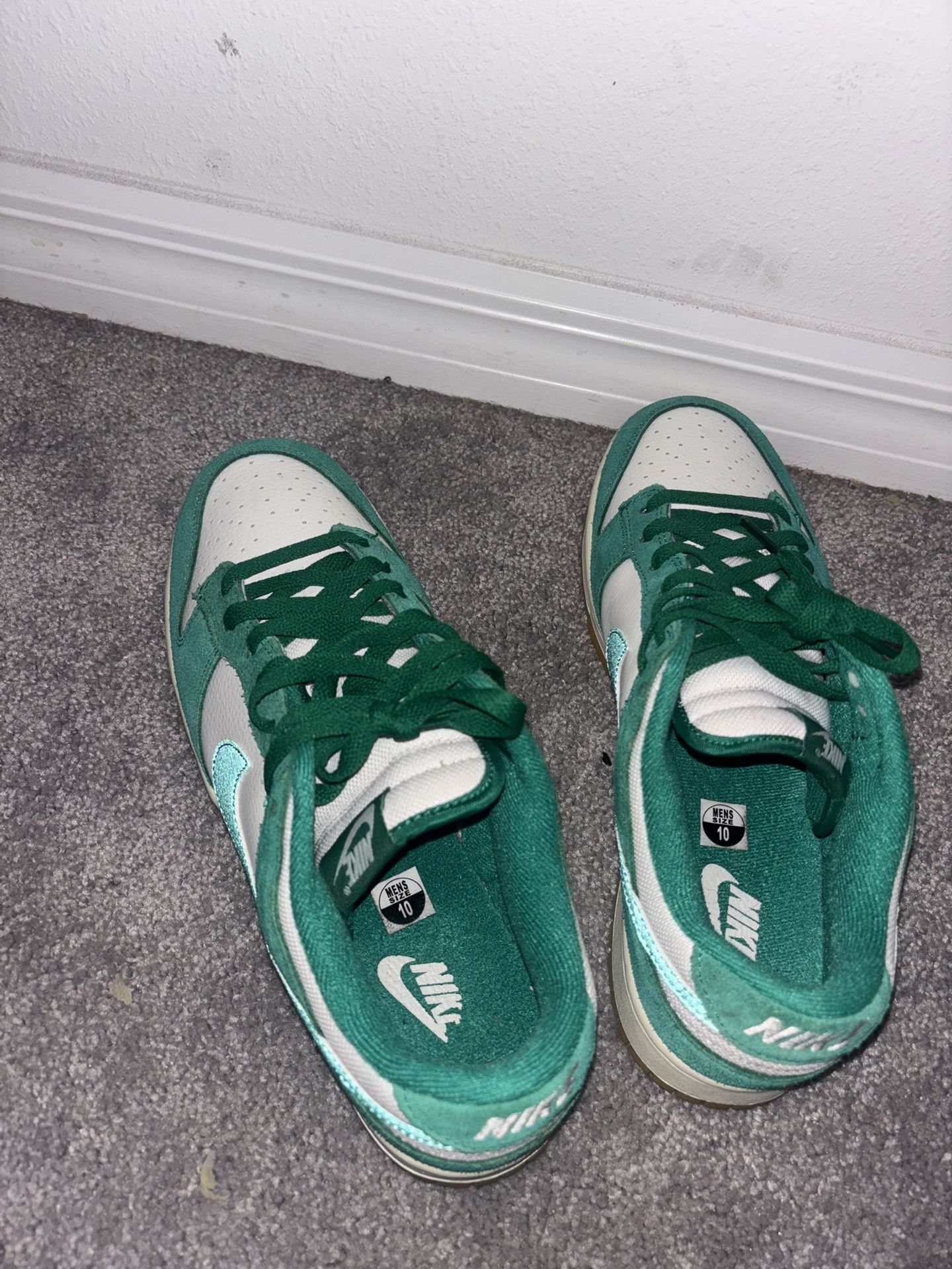 Nike green dunks