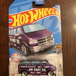 Hot Wheels Dodge Van Purple Super Treasure Hunt 2022 RARE $40 Or Best Offer