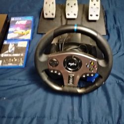 PS4 With Racing Console 