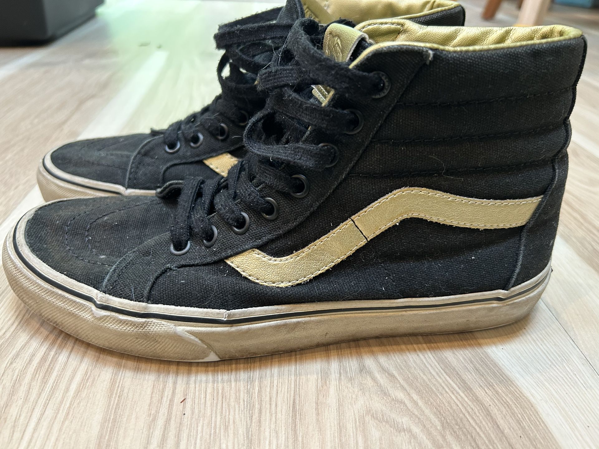 Vans Black And Gold Shoe Size Men’s 7.5 and Women's 9, 50TH Anniversary Skate