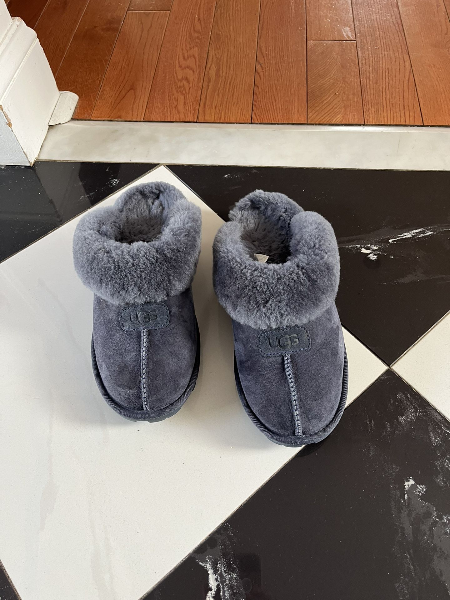 Uggs Slippers