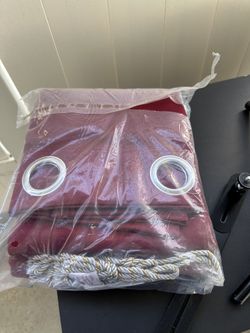 Blackout Curtains (Burgundy)