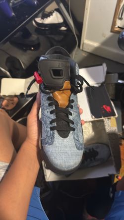 Jordan’s size 7 never wear
