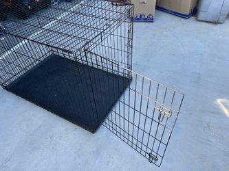Used extra large dog kennel