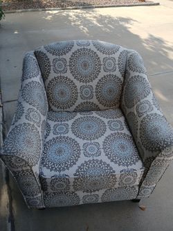 Accent chair