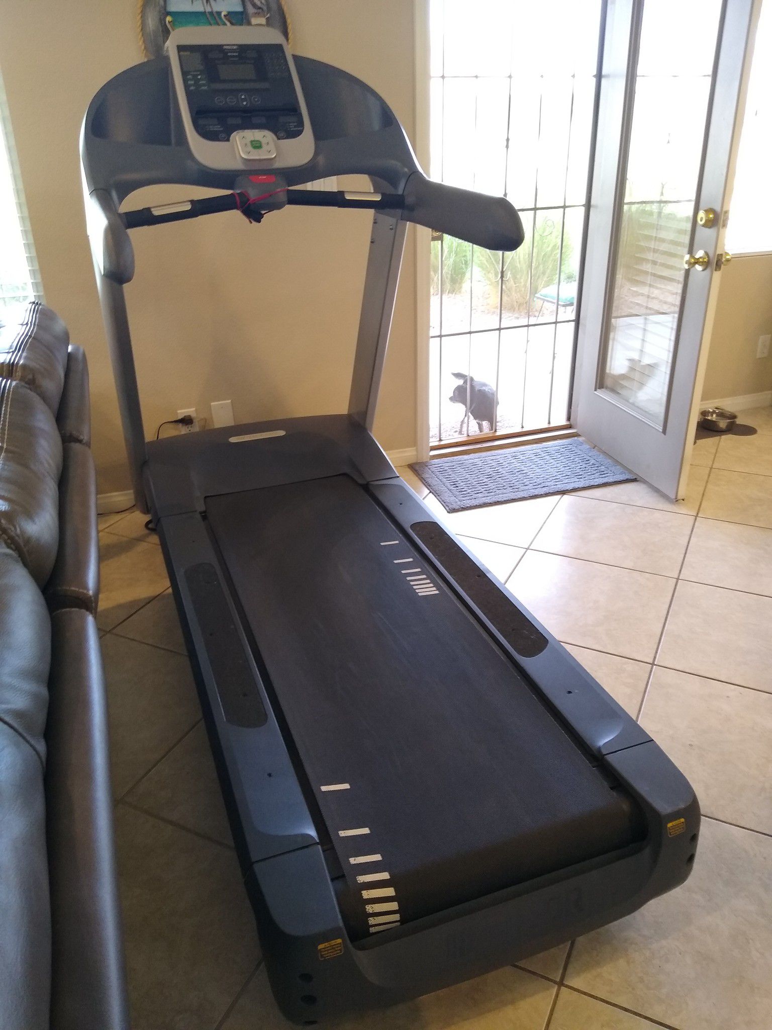 Precor 956i commercial treadmill