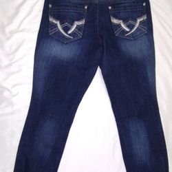 Levi Ashley Low-rise Skinny Size 5 Jeans