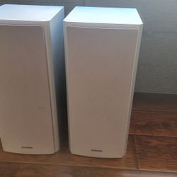 Onkyo Speaker Set