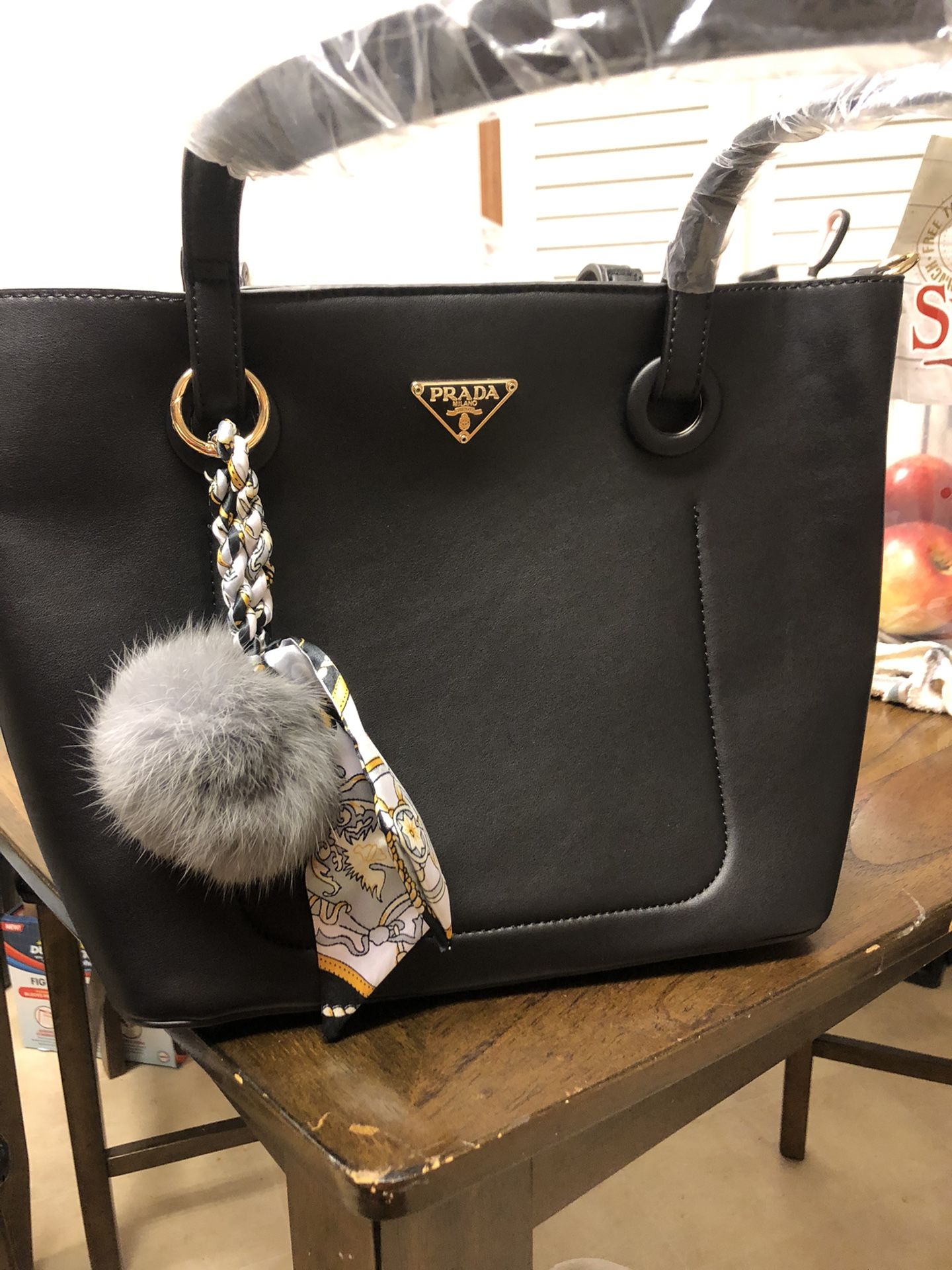 Ladies Prada Purse