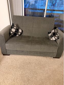 Urgently!!! Folding sofa in good condition, length 62 in