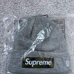 Supreme New Era® Box Logo Beanie - Heather Gray (FW23)