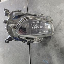 Jeep Cherokee Headlight Right Passenger Side 2014 2015 2016 2017 2018 Part $150