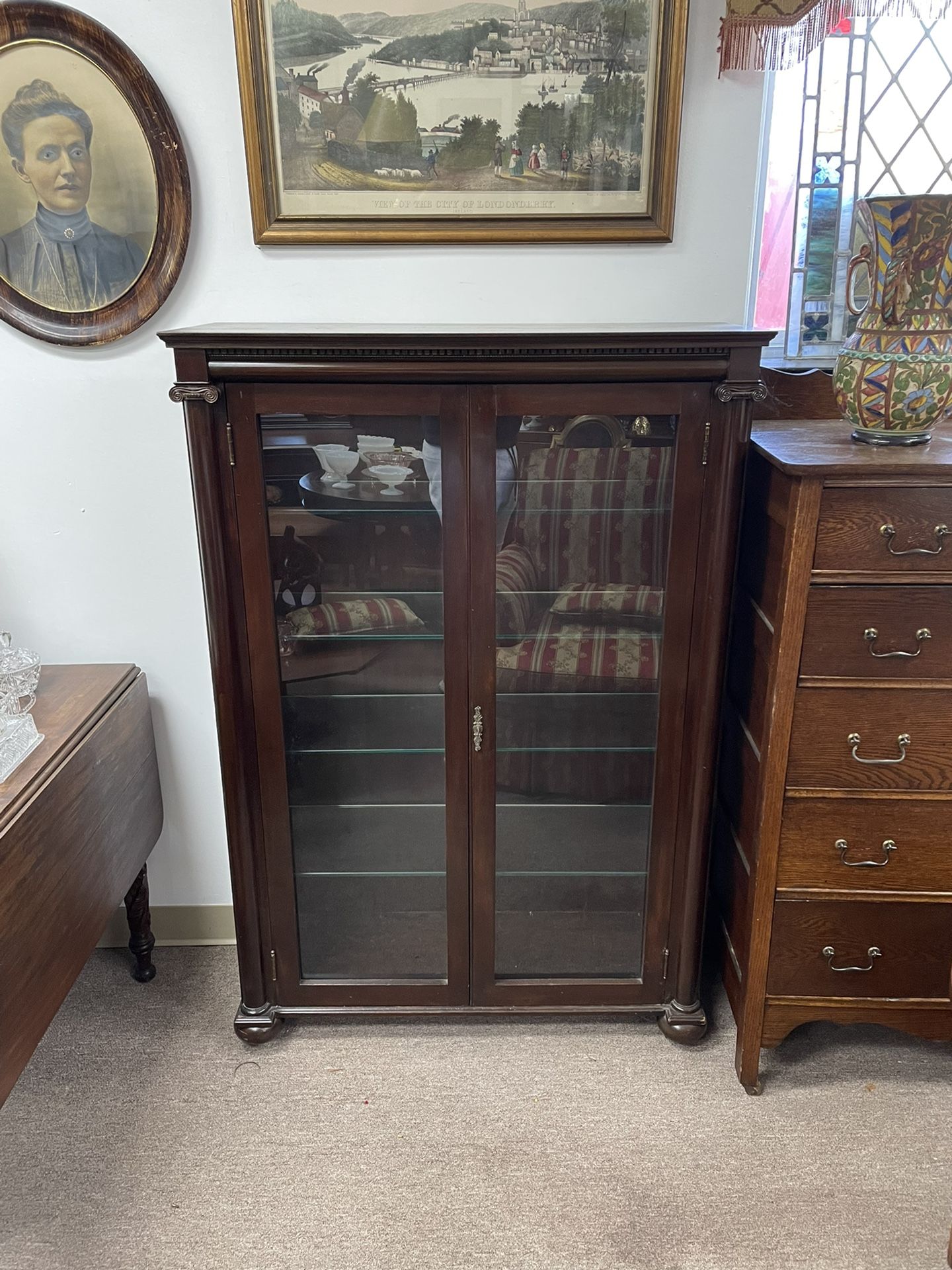Antique Mahogany Curio Cabinet, 4 Adjustable glass Shelves, Carved