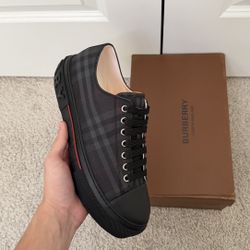 Burberry Shoes