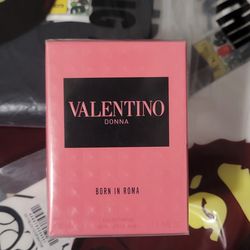 Valentino Donna Perfume