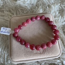 Beautiful pink rhodonite bracelet 