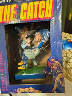 Bobblehead  the catch