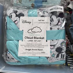 Little Sleepies MICKEY FOREVER Cloud Blanket