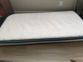 Soft comfy twin size mattress